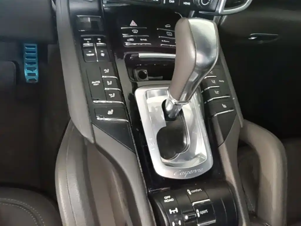 Porsche Cayenne 2016 Cayenne 3.0T фото 14