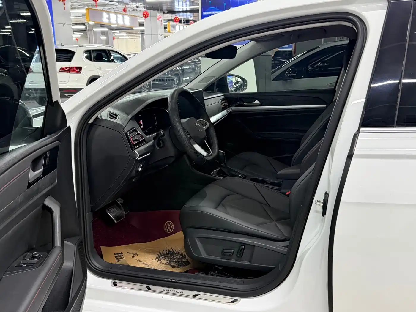 Volkswagen Lavida 2023 Model 280TSI DSG Starlight Eternal Edition фото 10