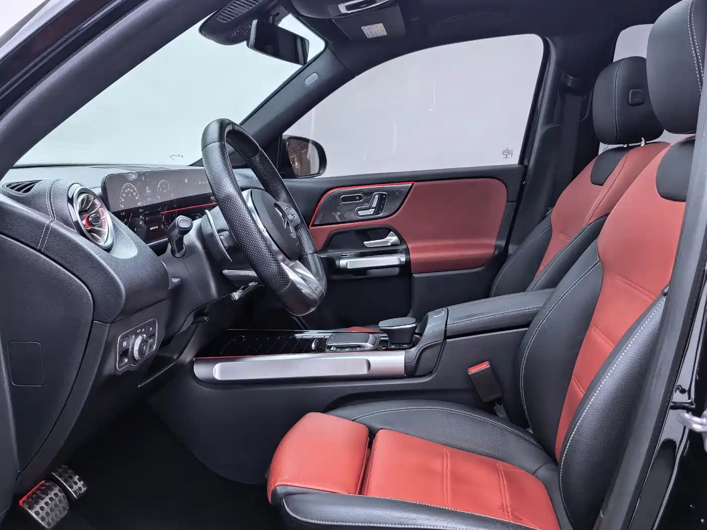 Mercedes-Benz GLB AMG 2023 Model AMG GLB 35 4MATIC фото 8