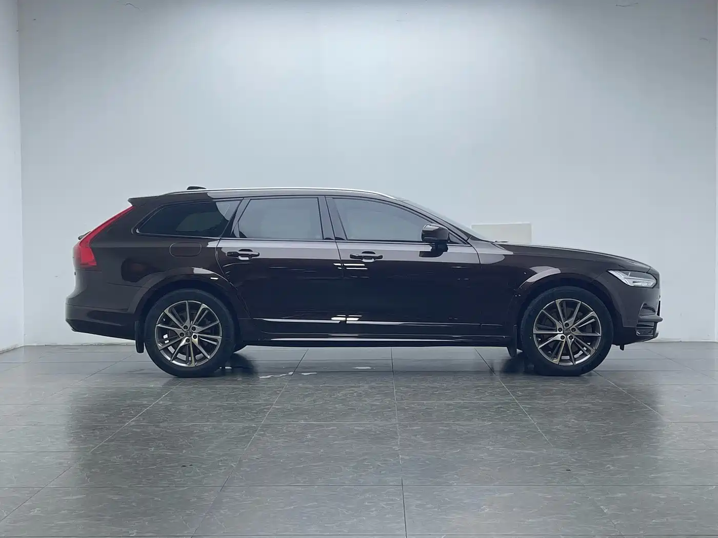 Volvo V90 2019 2017 Cross Country T5 AWD Smart Edition