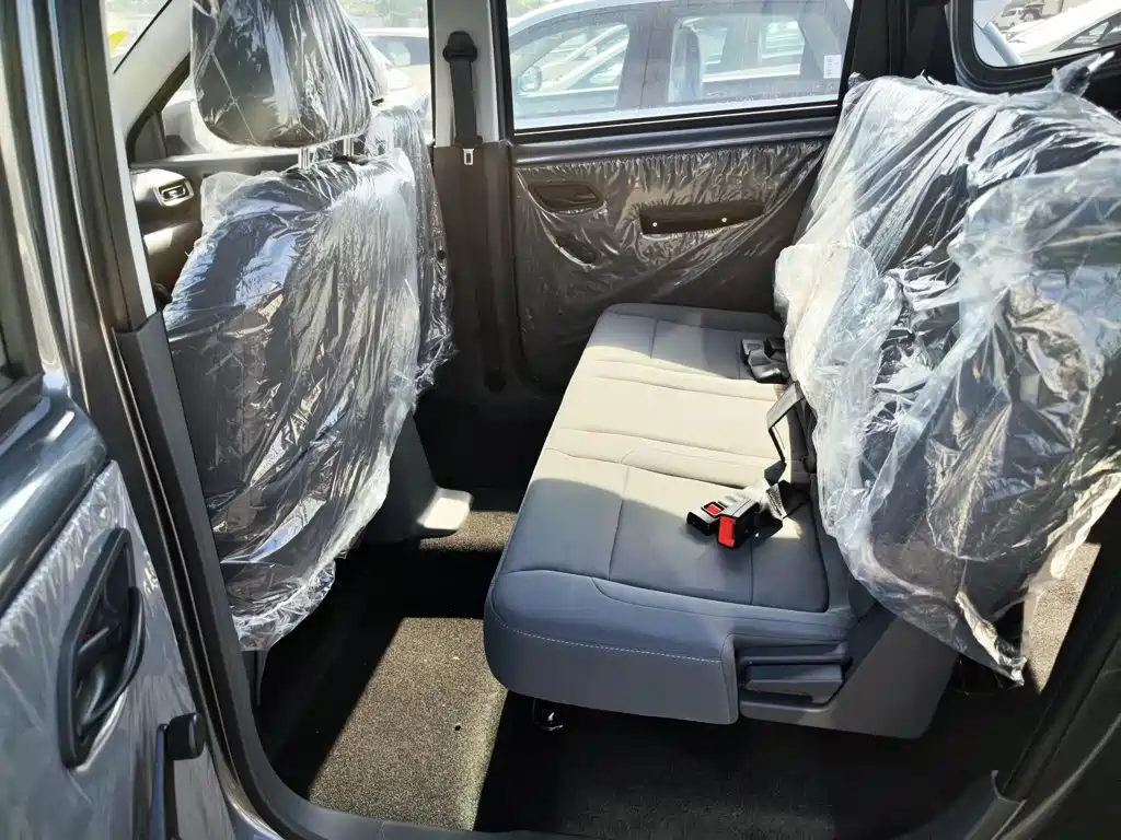 Wuling Motors Wuling Hongguang New Energy 2025 2024 Pure Electric 300KM Standard