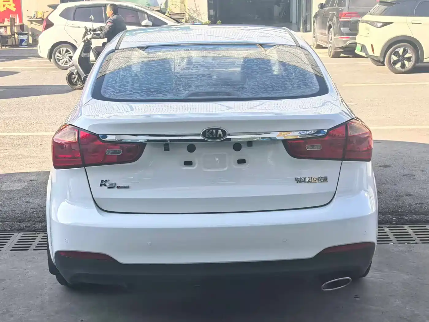 Kia K3 2015 1.6L Automatic DLX фото 8