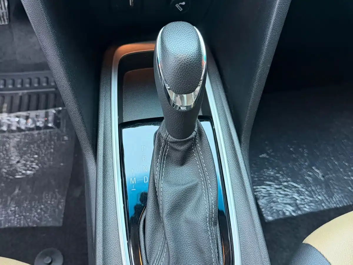 Chevrolet Monza 2022 320 Automatic Enjoyment Sunroof Edition фото 9