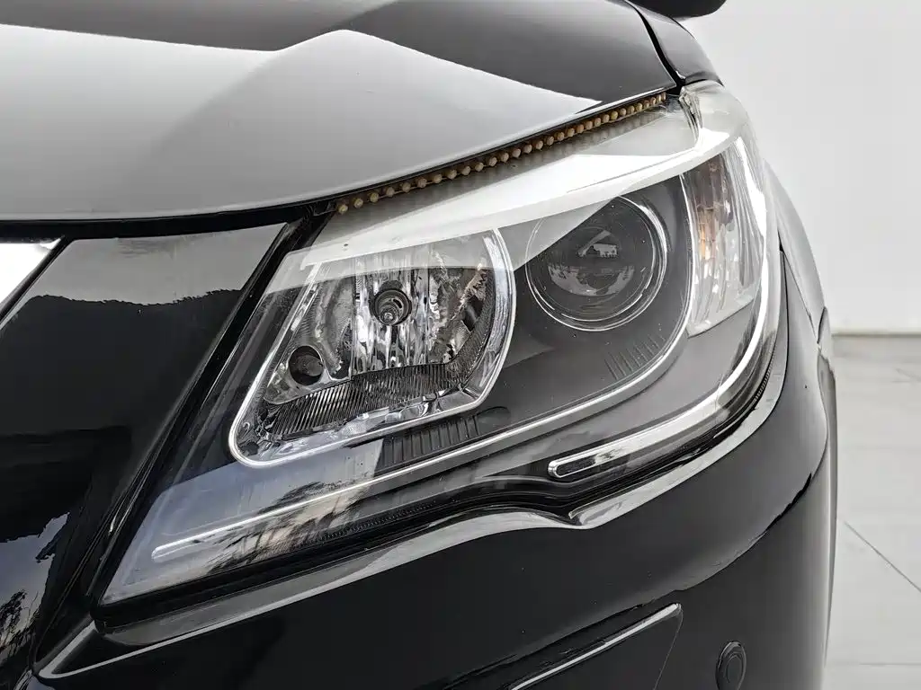 BYD G6 2013 2013 1.5TID Automatic Prestige