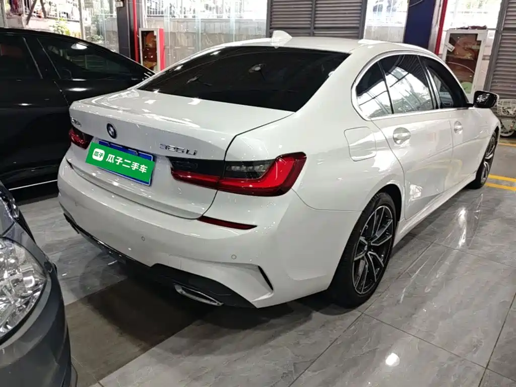 BMW 3 Series 2022 325Li M Sport Package фото 7