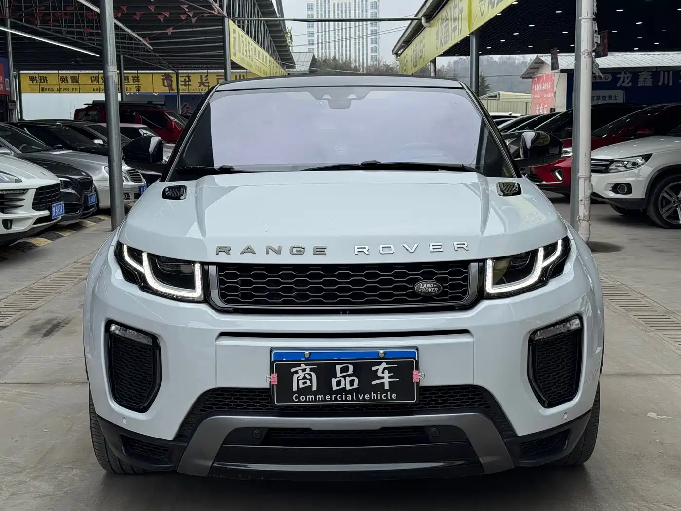 Land Rover Range Rover Evoque (Import) 2017 2.0T Convertible фото 2