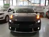 Фото 3 - Lynk & Co 02
