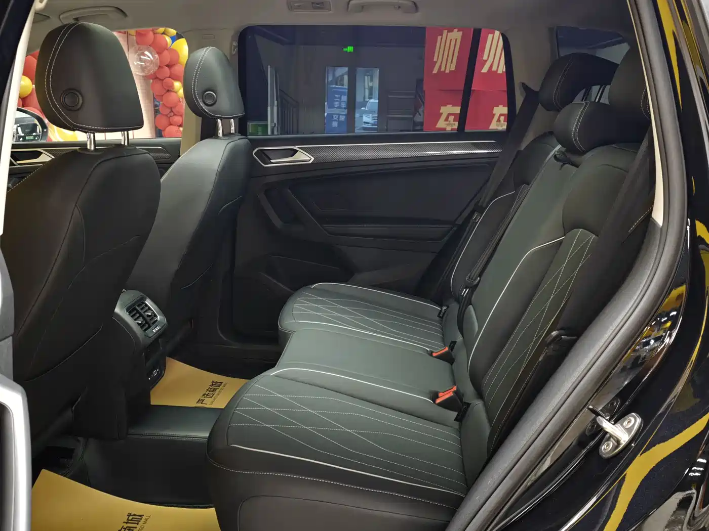 Volkswagen Tiguan L 2025 2024 Outstanding 330TSI Auto 2WD R-Line Dragon Glory Edition