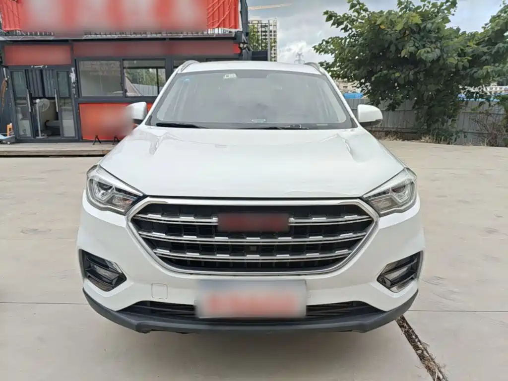 Sinotruk VGV VGV U70 2020 2020 Model 1.5T Manual Comfort 7-Seater