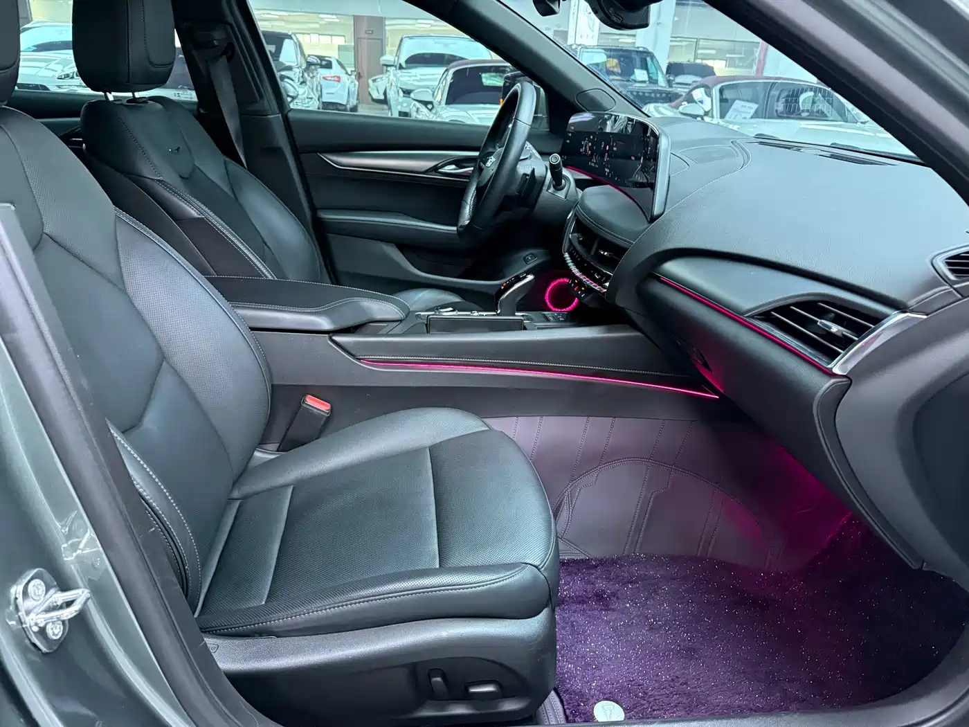 Cadillac CT5 2024 28T Luxury Model Pro фото 7