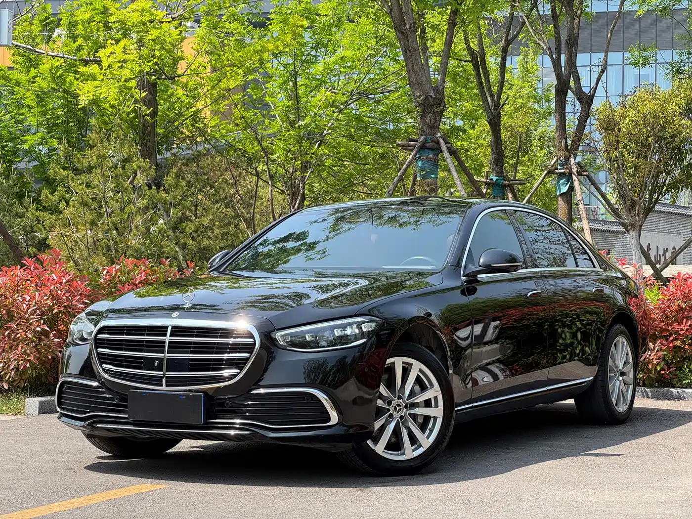 Mercedes-Benz S-Class 2023 Model S 400 L Business Edition фото 3