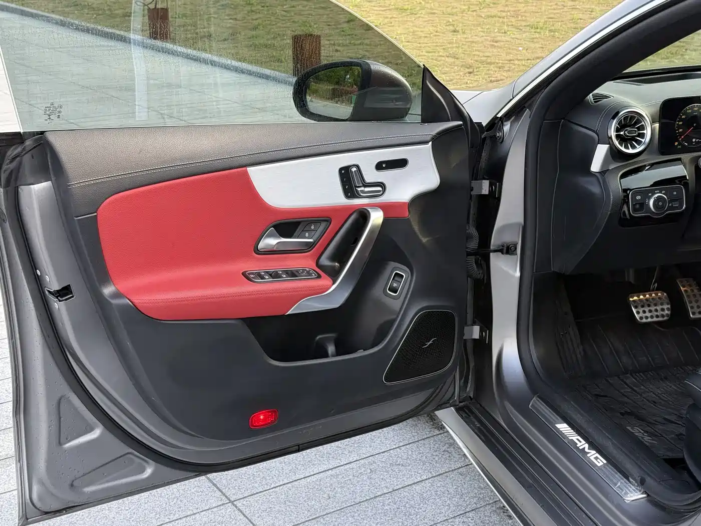 MERCEDES-BENZ CLA AMG