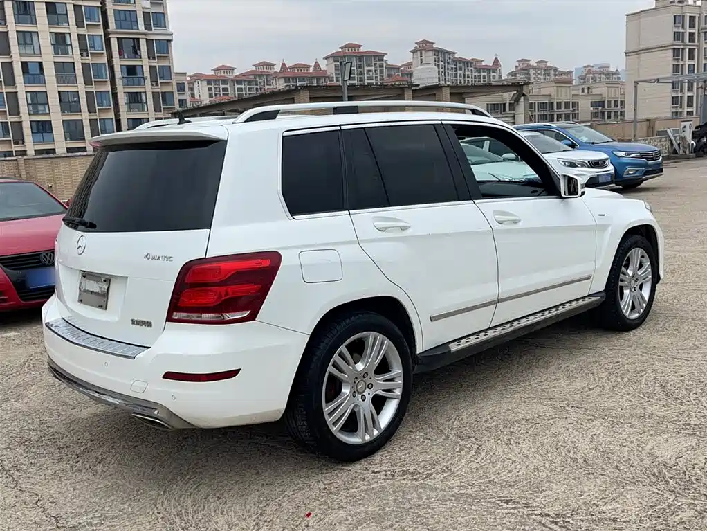 Mercedes-Benz GLK-Class 2015 GLK 260 4MATIC Dynamic Ultimate Edition фото 5