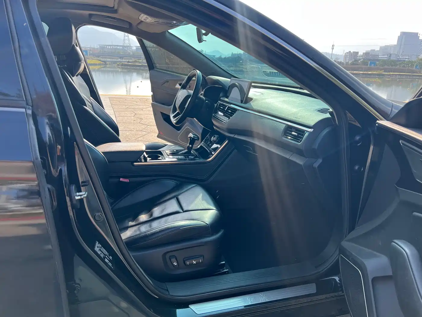 Hongqi H5 2019 30TD Style Edition фото 12