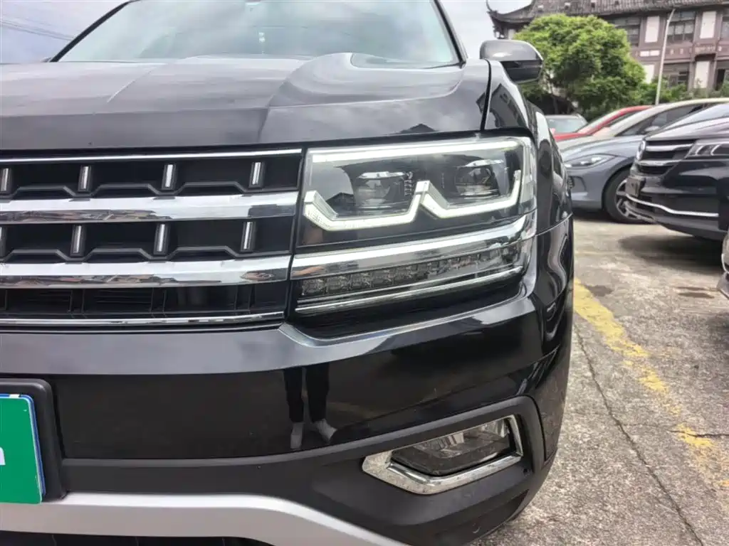 Volkswagen Teramont 2017 530 V6 4WD Flagship Edition фото 24