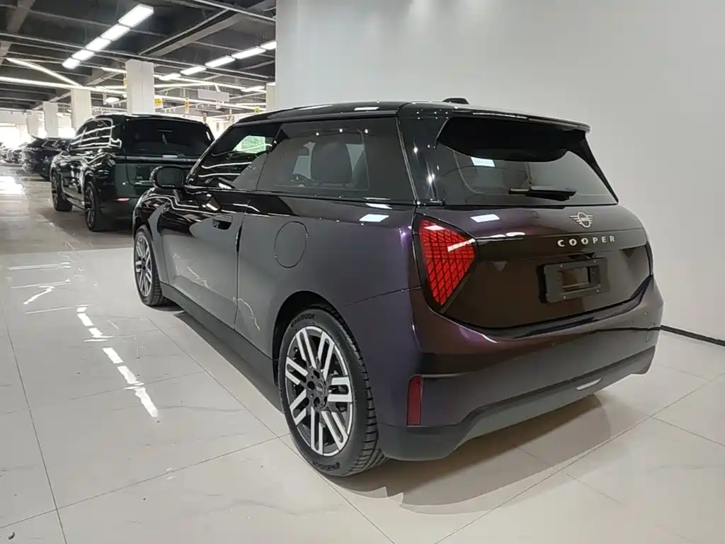 2025 MINI Electric MINI COOPER