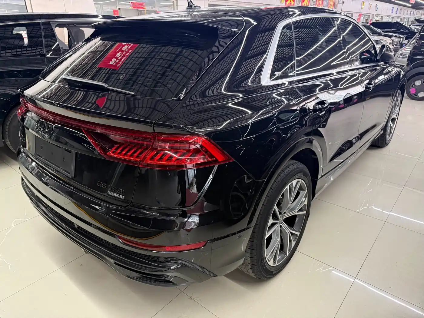Audi Q8 2019 55 TFSI Luxury Dynamic фото 4