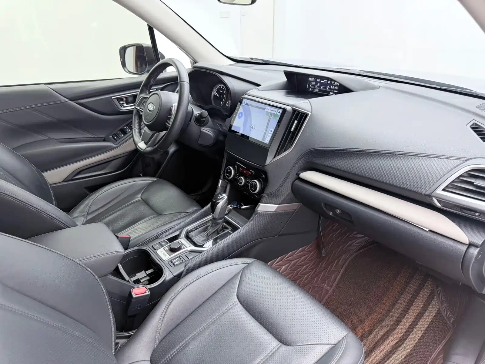 Photo 15 - Subaru Forester