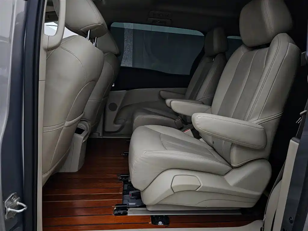 Buick GL8 2018 28T Luxury Model China VI фото 8