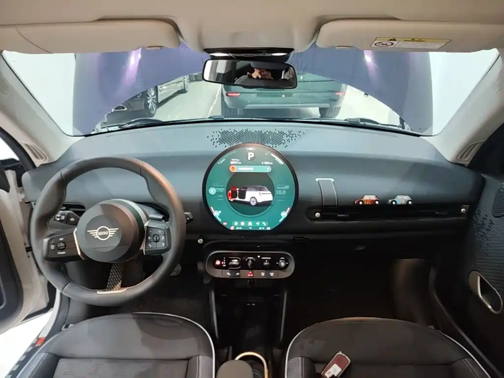 MINI Electric MINI COOPER 2025 2024 456km COOPER E Classic