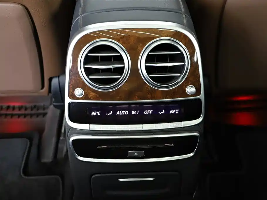 Mercedes-Benz S-Class 2016 S 320 L Luxury фото 17