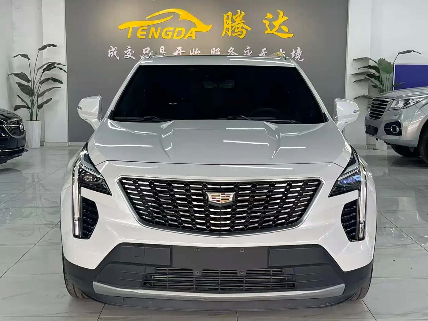 CADILLAC XT4