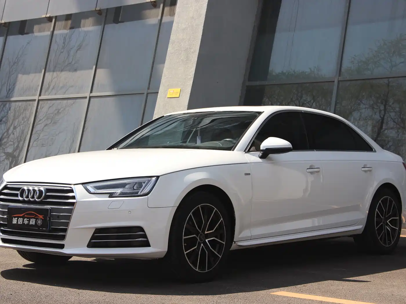 Audi A4L 2017 Plus 40 TFSI Fashion