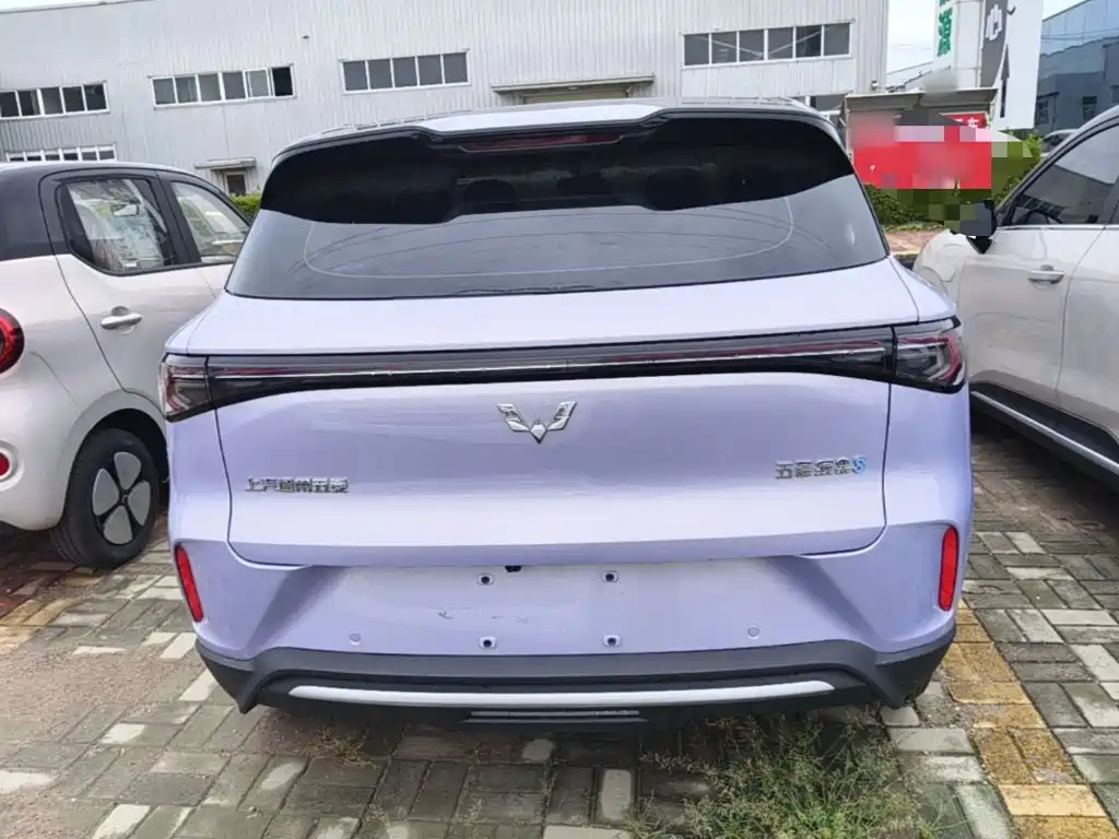 Wuling Motors Wuling Bingo S 2026 2025 Model 325km Premium Edition