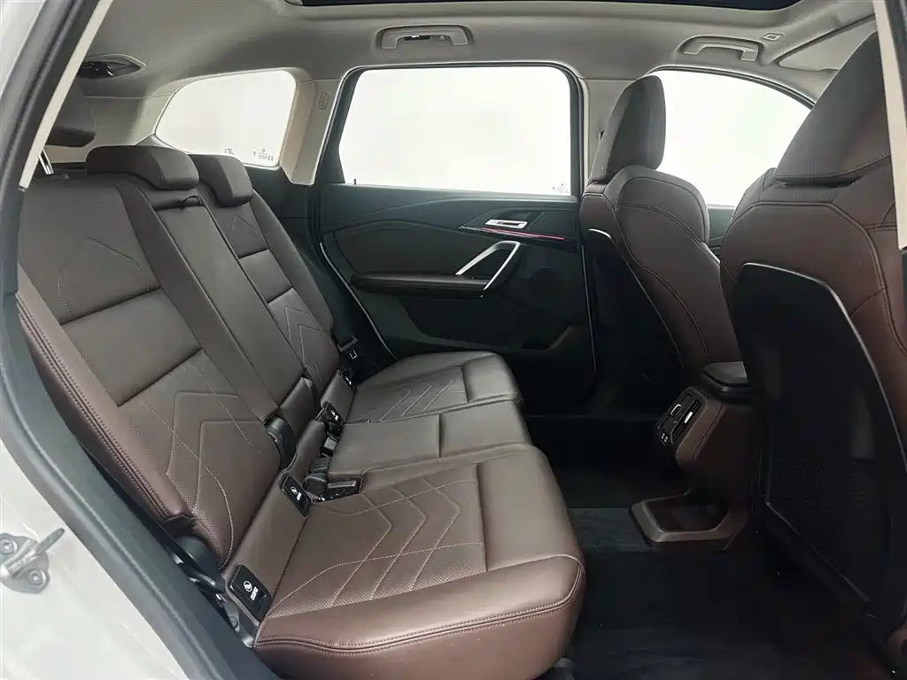 BMW X1 2023 sDrive20Li X Design Package фото 23