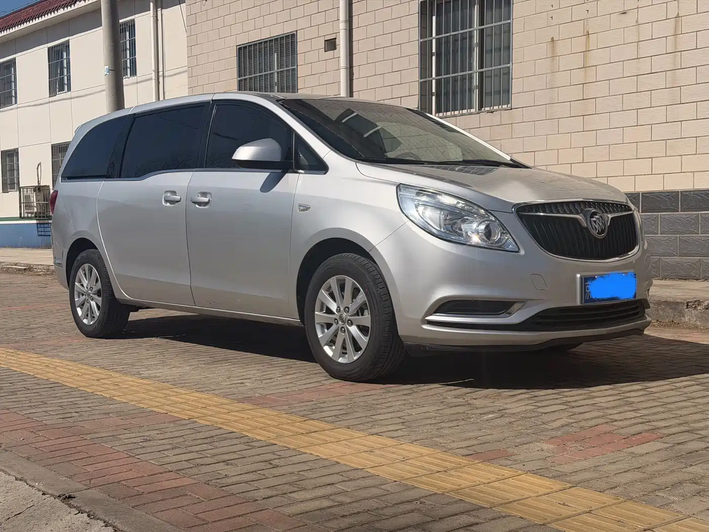 Buick GL8 2017 25S Comfort China V фото 3