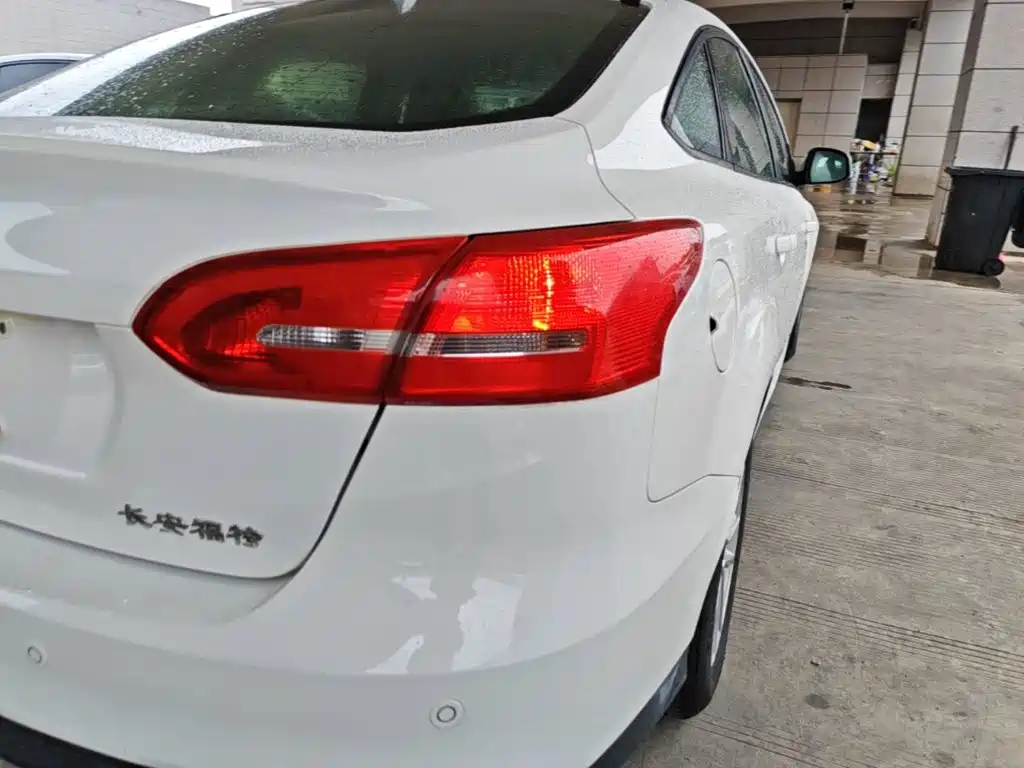 Ford Focus 2018 2018 Sedan Classic 1.6L Automatic Trend Smart Edition