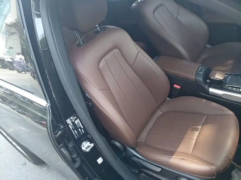 Фото 25 - Mercedes-Benz GLB