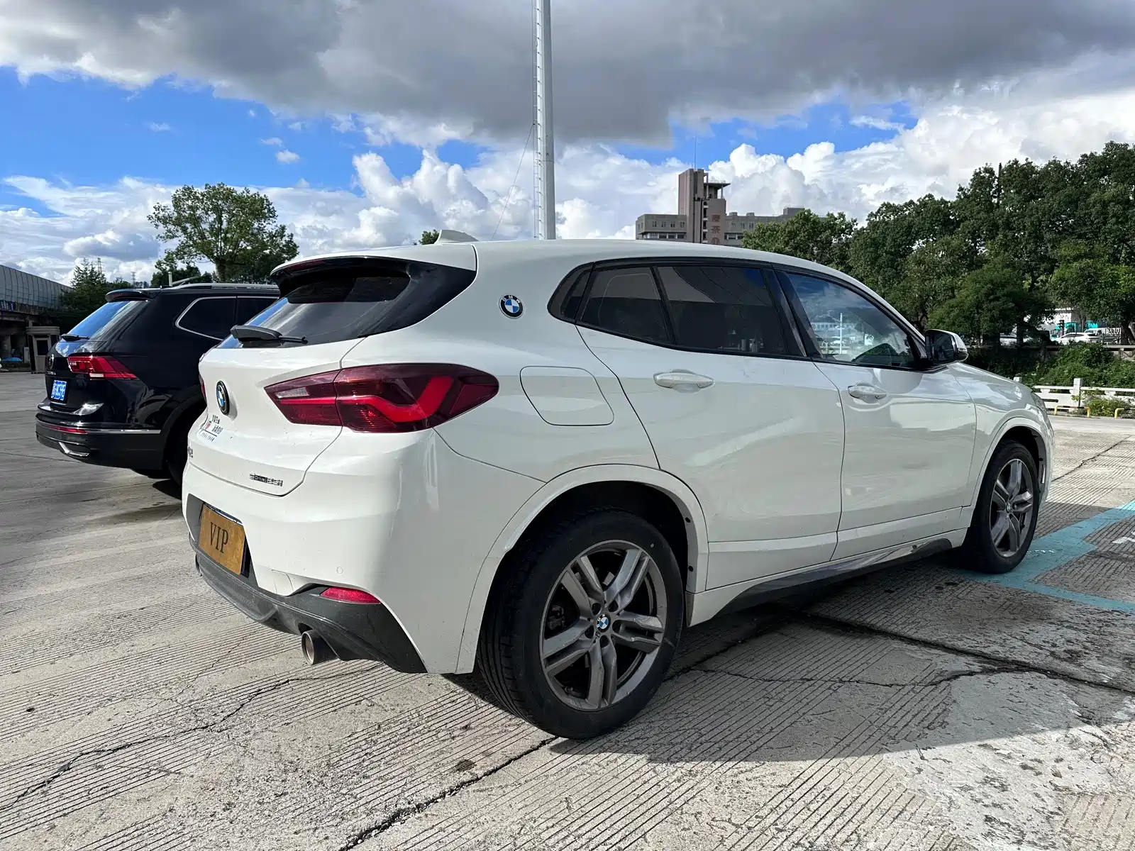 Photo 9 - BMW X2