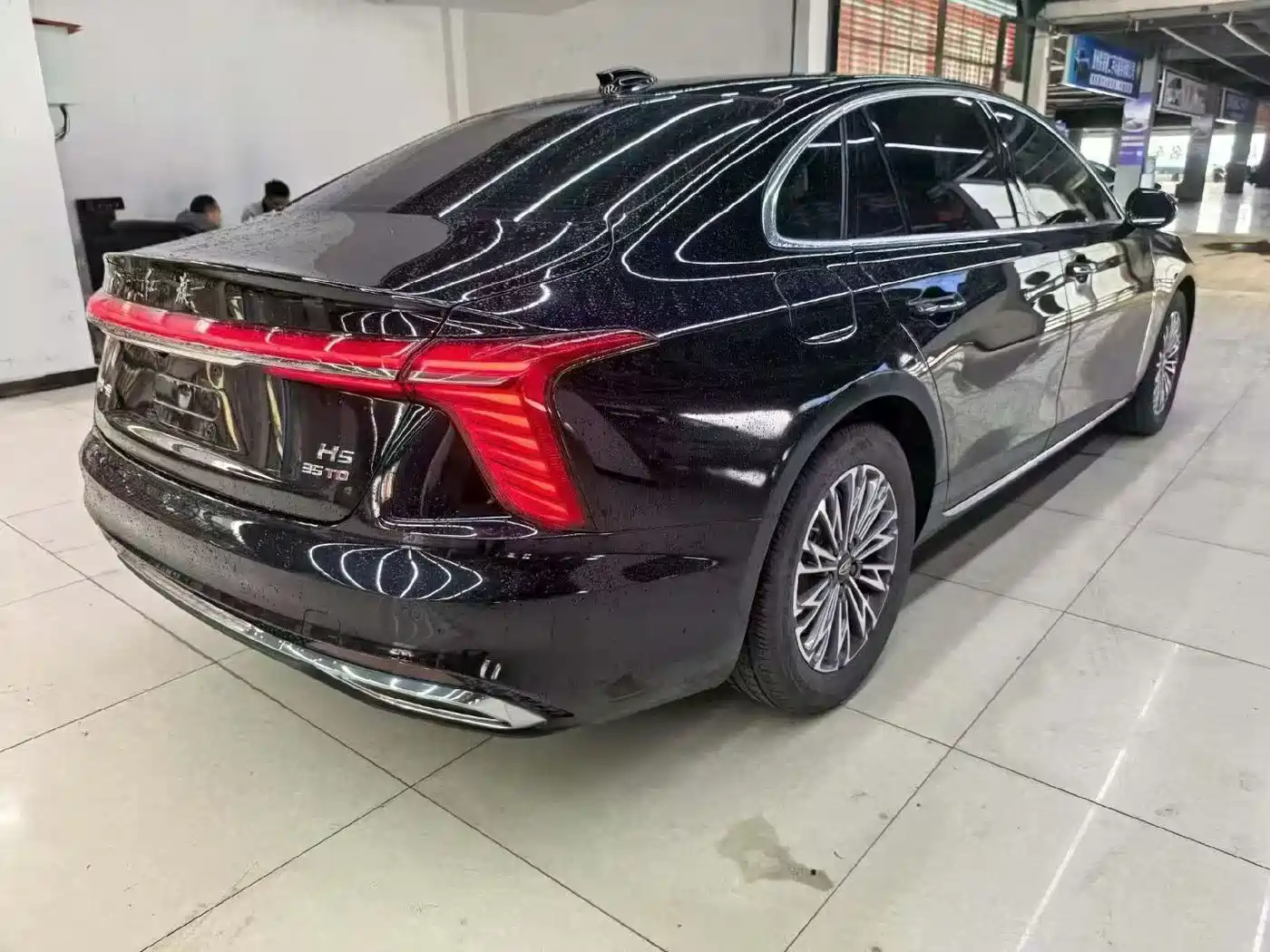 Hongqi H5 2023 1.5T DCT Smart Connect Flag Rhythm фото 7