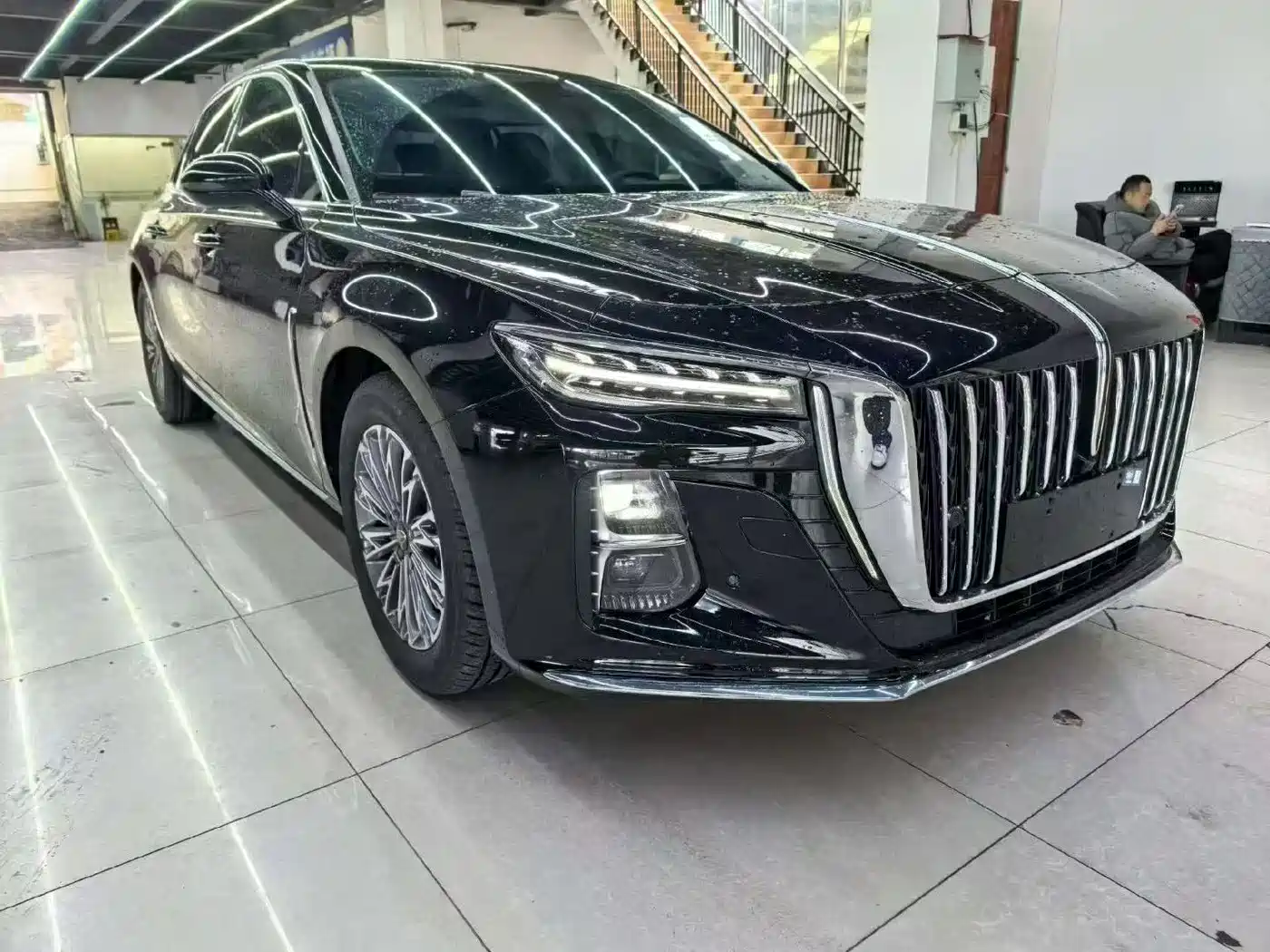 Hongqi H5 2023 1.5T DCT Smart Connect Flag Rhythm фото 3