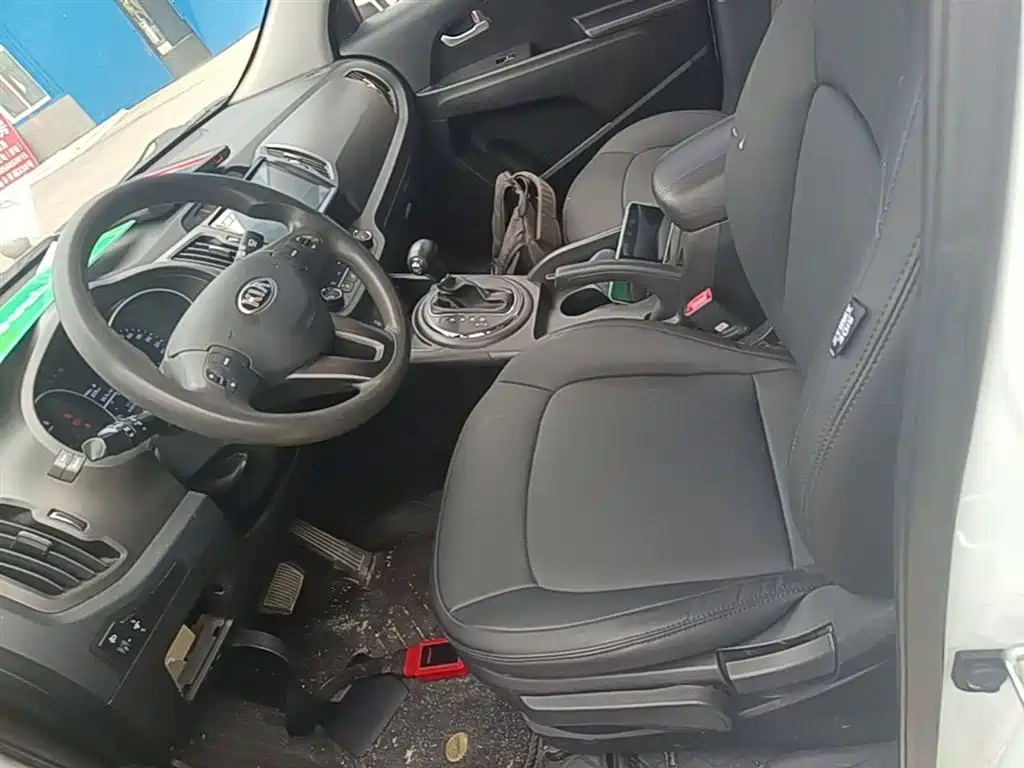 Kia Sportage 2016 2.0L Automatic 2WD GL фото 15