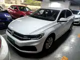 Фото 1 - Volkswagen Bora