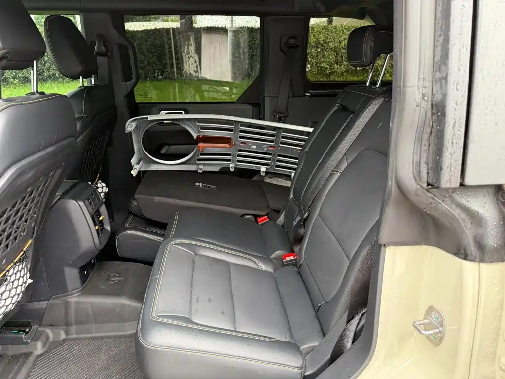 Ford Bronco 2025 2024 2.3T Badlands