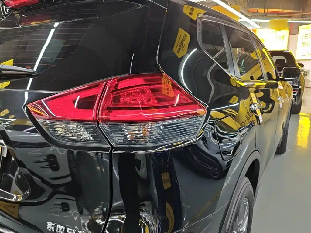 NISSAN QIJUN