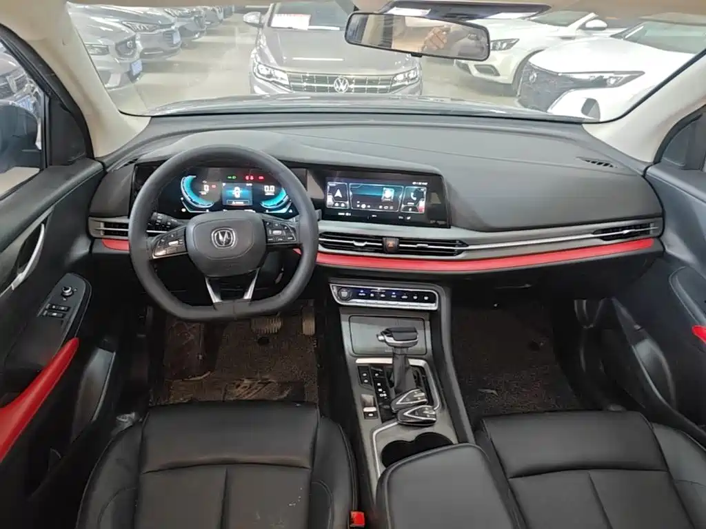Фото 10 - Changan CS55 PLUS