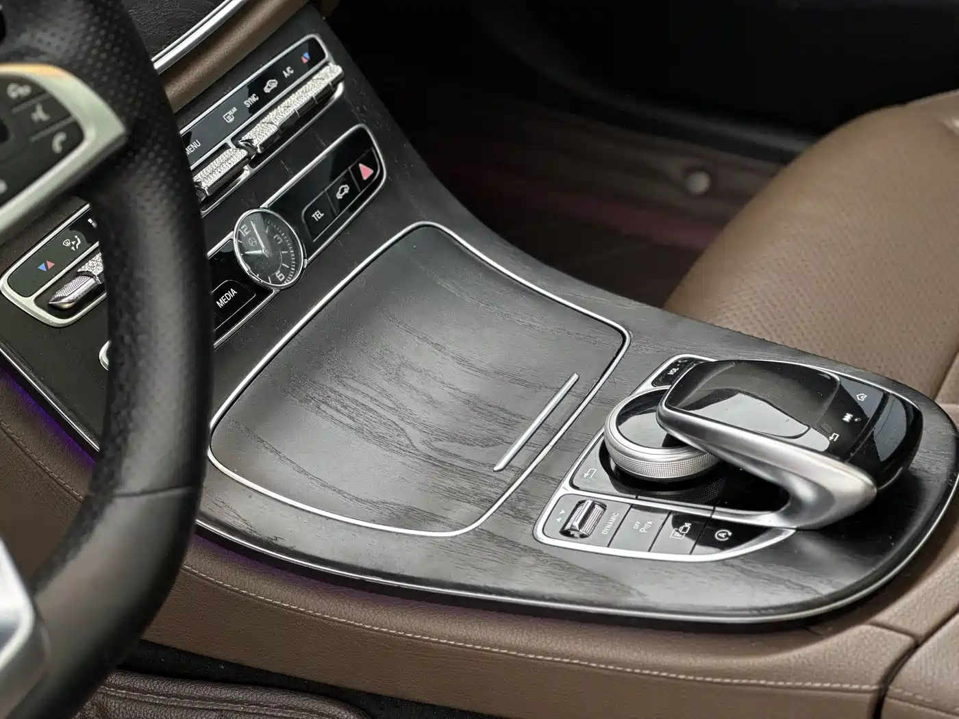 Mercedes-Benz E-Class 2018 E 300 L Sport Luxury фото 6