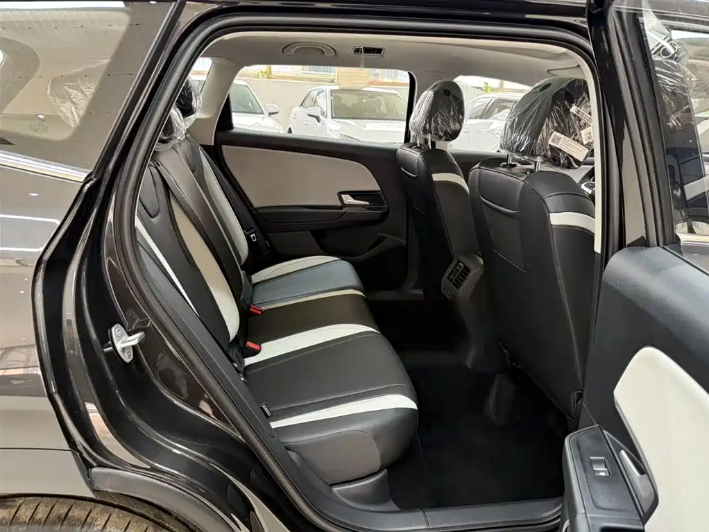 Jetta VS8 2025 Base фото 22