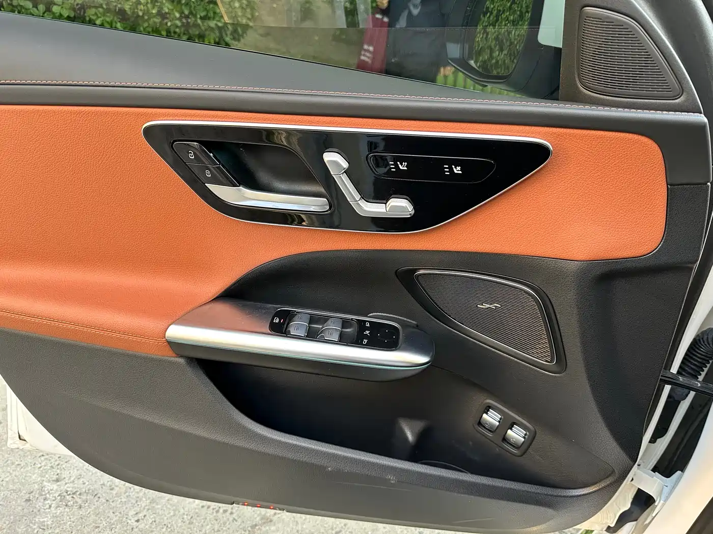 Mercedes-Benz C-Class New Energy 2024 Facelift C 350 eL фото 10