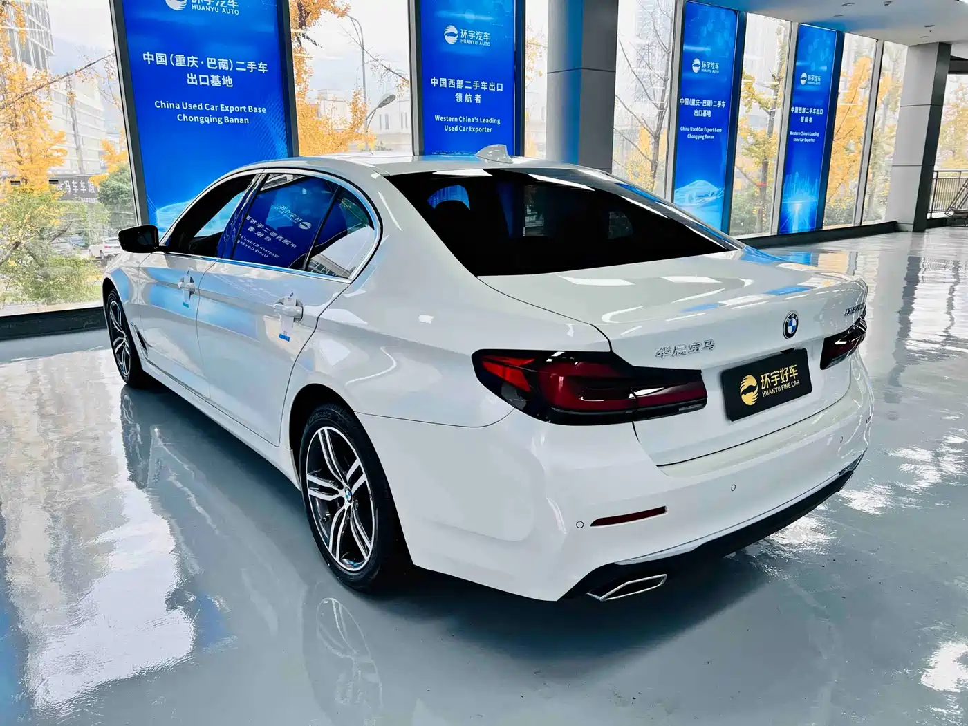 BMW 5 Series 2022 530Li Leading Luxury Package фото 6