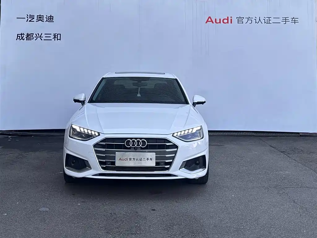 Audi A4L 2022 40 TFSI Fashion Elegance фото 2