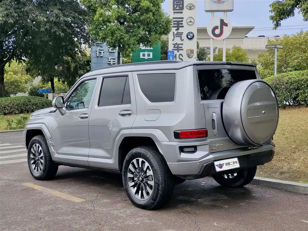 TANK TANK 700 NEW ENERGY