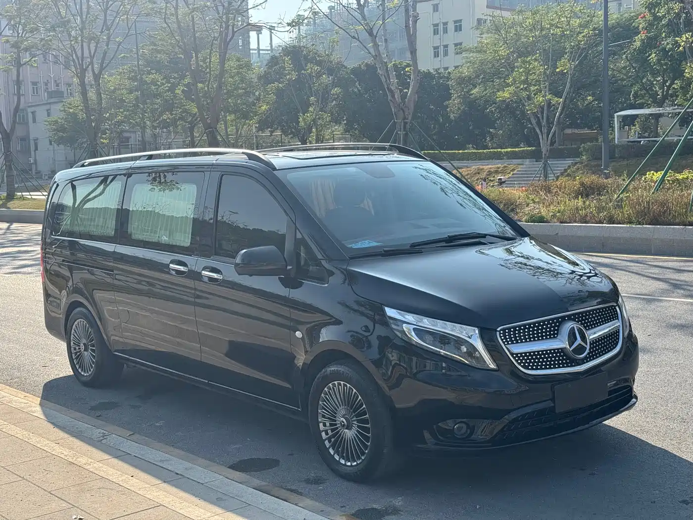Mercedes-Benz Vito 2020 2.0T Business Edition (7-seater) фото 5