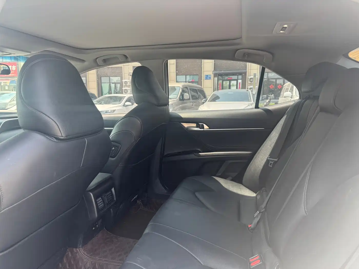 Toyota Camry 2021 2.5Q Flagship Edition фото 5