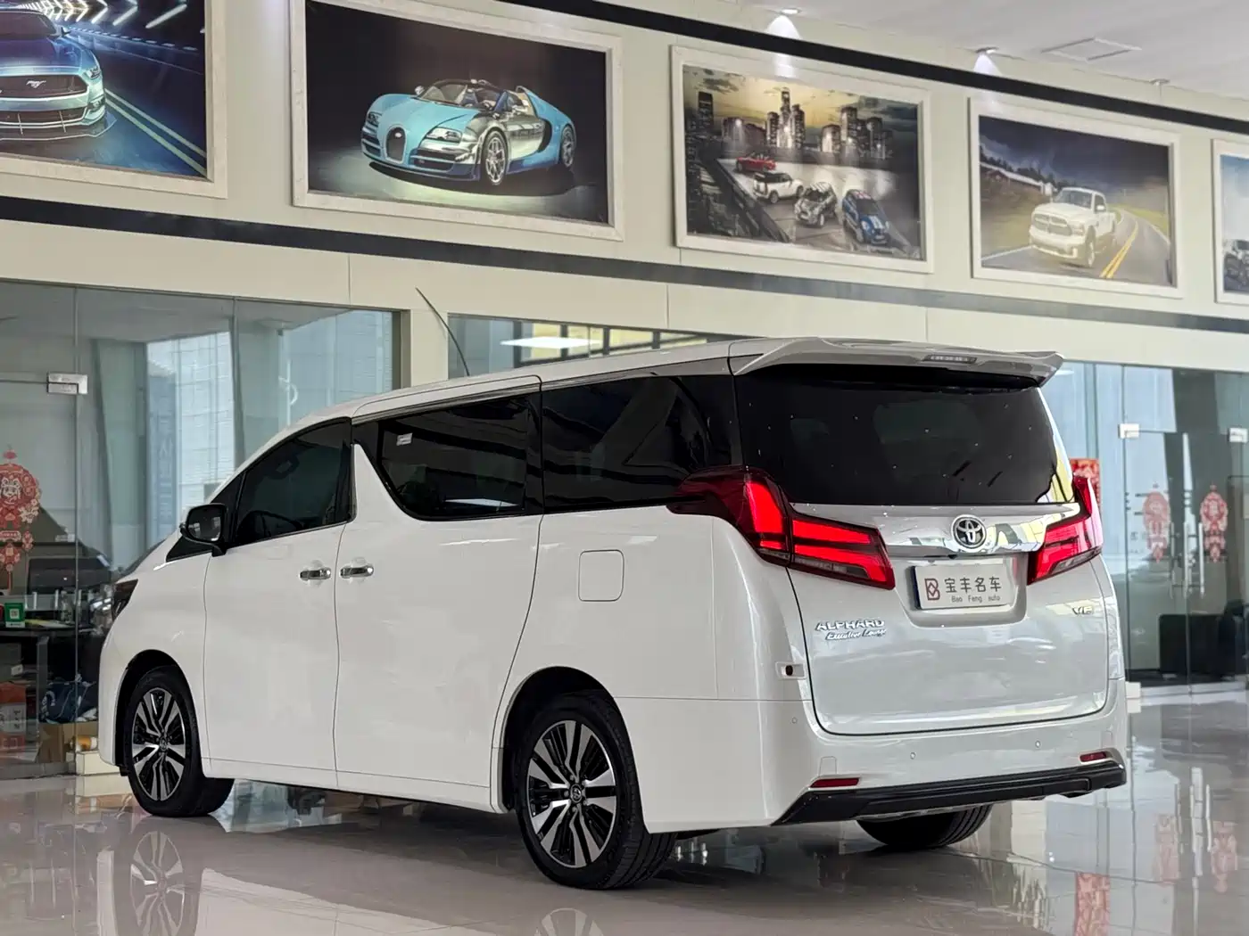 Toyota Alphard 2018 Facelift 3.5L Premium Edition фото 16