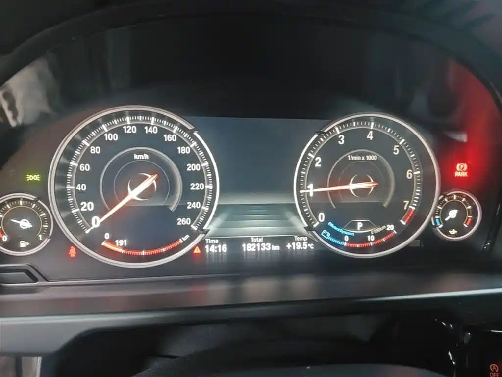 BMW X5 (Import) 2018 xDrive28i фото 12